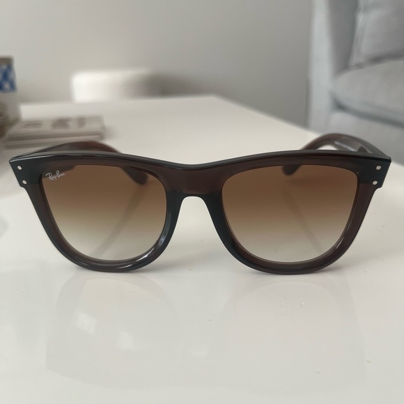 Brand new ray ban wayfarer reverse! - Picture 3 of 8